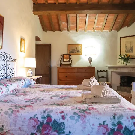 Casale Il Monte * Villamagna (Florence)