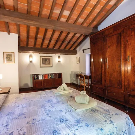 Casale Il Monte * Villamagna (Florence)